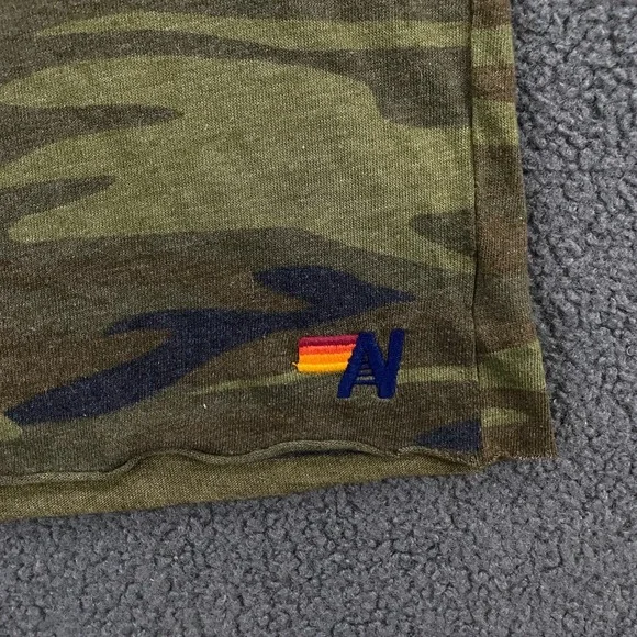 Aviator Nation T-shirt Womens Large Camo Skull Cross Bones Crop Retro Crew - Picture 2 of 9